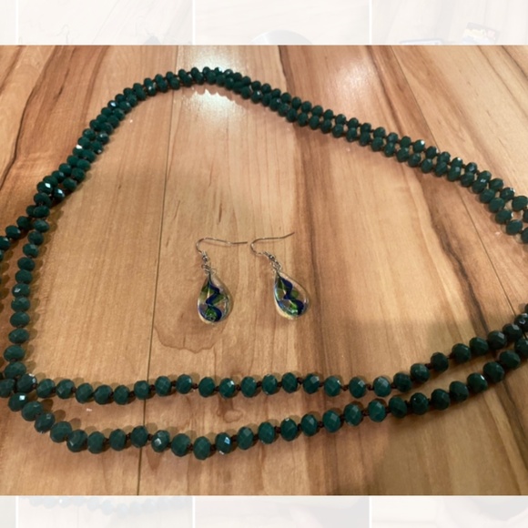 Necklace & Earring Set - Picture 5 of 6